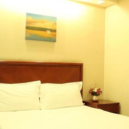 Greentree Inn Chongqing North Railway Station Express Hotel Kültér fotó