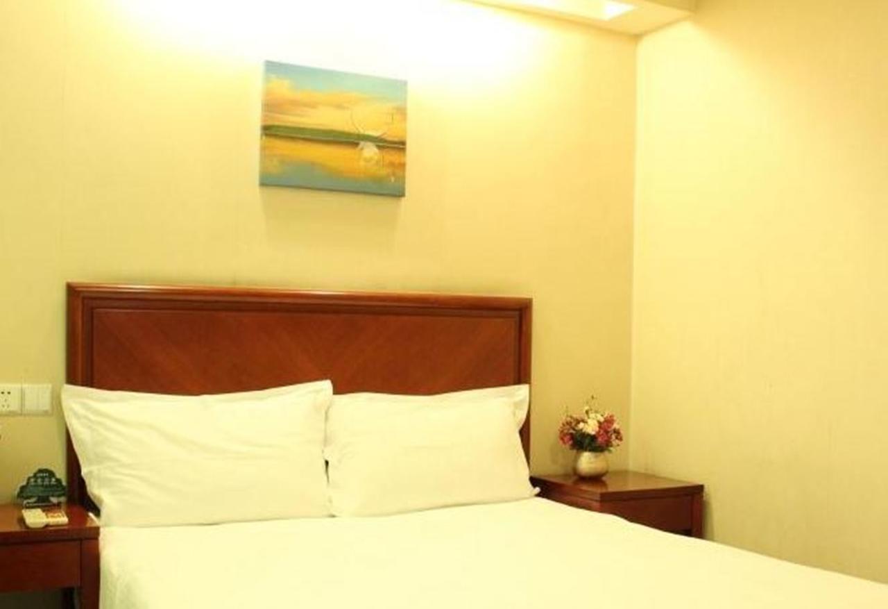 Greentree Inn Chongqing North Railway Station Express Hotel Kültér fotó