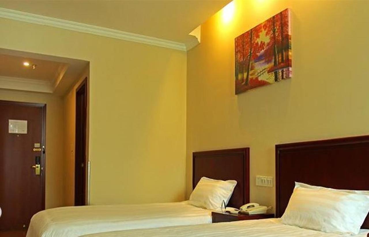 Greentree Inn Chongqing North Railway Station Express Hotel Kültér fotó